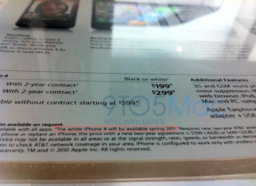 iPhone 4, disponibil în alb din primăvara lui 2011