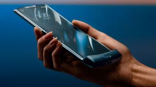 Următorul pliabil Motorola RAZR va avea camere foto mai bune și 5G; Evan Blass are detalii!