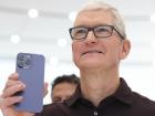Cum ar putea produce Apple smartphone-uri în SUA? iPhone-ul ar putea fi fabricat de roboți în viitor