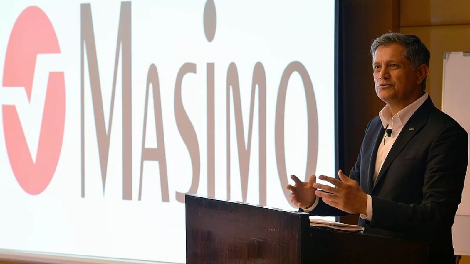 Scandalul Apple Watch: CEO-ul Masimo, Joe Kiani, vorbește deschis despre situația juridică actuală