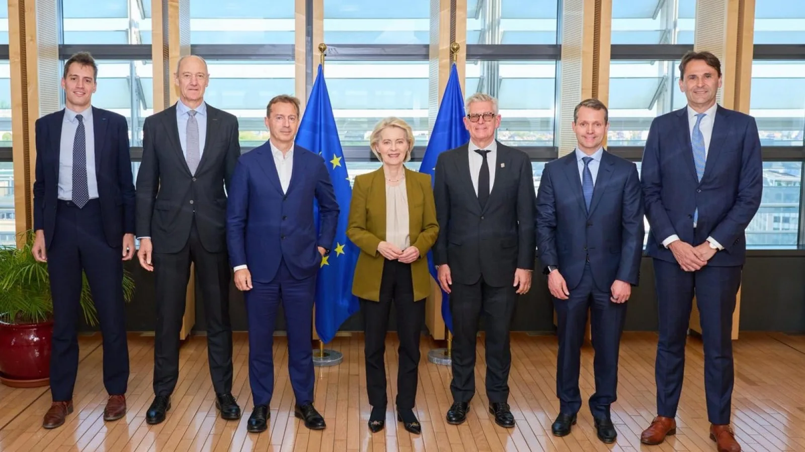 ASML, Nokia și Siemens critică direcția UE - liderii tech cer măsuri urgente pentru competitivitate