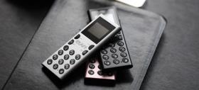 Acesta este anti-smartphone-ul: Elari NanoPhone C este cel mai mic telefon GSM din lume  şi are rol de detoxificare tehnologică