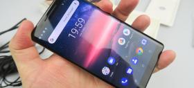 Nokia 8 Sirocco Unboxing: telefonul de lux al celor de la Nokia rotunjeşte toate colţurile (Video)