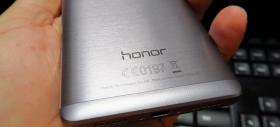 Huawei Honor 5X: Baterie peste modele cu pretenţii, dar cu alimentare lungă