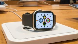 Apple ar putea renunța la funcția de determinare a nivelului de oxigen din sânge disponibilă pe Apple Watch 9 și Watch Ultra 2
