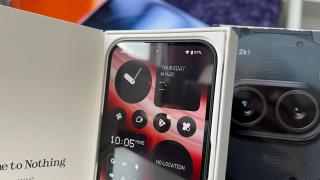 Nothing Phone (2a): Conectivitate cu ce-i trebuie unui mid-range