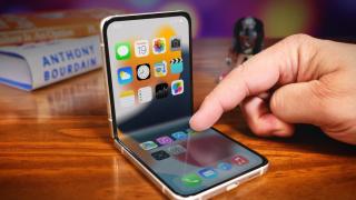 Apple amână lansarea primul iPhone pliabil; Debutul ar putea avea loc abia la începutul anului 2027