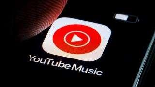 YouTube Music nu mai afișează versurile melodiilor în varianta gratuită; Urmează Spotify?
