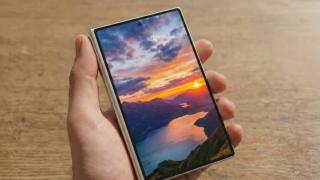 Samsung Galaxy Z Fold8, Z Wide Fold și Z Flip8 apar în scăpări: noul model „Wide” ar fi de fapt vedeta