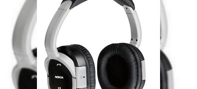 Nokia rasfata melomanii cu headset-ul stereo BH-604