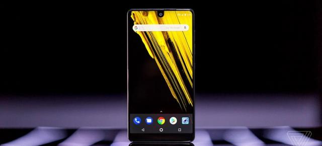 Ce spun site-urile din .com despre Essential Phone: puternic, arătos, camera nu e chiar perfectă