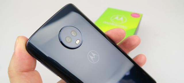 Motorola Moto G6 Plus Unboxing: între cameră Dual Pixel şi corp din sticlă arătos (Video)