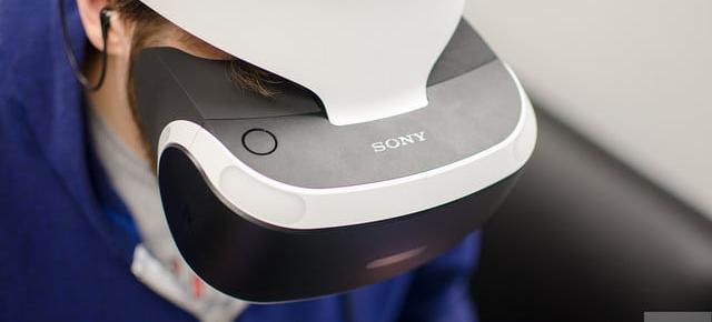 Turul Magazinelor #468: Kit PlayStation VR la reducere, televizor generos la preţ bun şi panouri solare pentru maşină