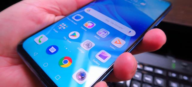 Honor View 20: OS, UI aplicaţii cu Magic UI care e fix EMUI