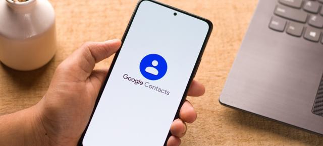 Actualizare nouă Google Contacts! Informații meteo sunt acum afișate în timpul apelurilor, în funcție de locația interlocutorului