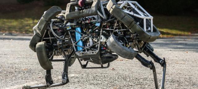 Producătorul de roboţi deţinut de Google, Boston Dynamics e scos la vânzare, la doar câţiva ani după achiziţia Google