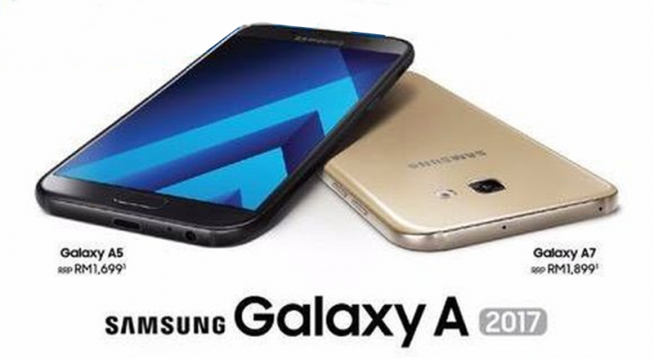 <b>Samsung Galaxy A5 (2017) şi Galaxy A7 (2017) au manualele şi preţurile scăpate online</b>Smartphone-urile Samsung Galaxy A5 (2017) și Samsung Galaxy A7 (2017) deja nu mai au secrete pentru noi. Dacă mai era nevoie de o confirmare a specificațiilor iată că aceasta sosește astăzi prin intermediul unor manuale oficiale ajunse pe web însoțite de