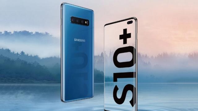 <b>Samsung Galaxy S10 mai primește o variantă de culoare în China; Un albastru gradient numit "Smoky Blue"</b>Strategia celor de la Samsung de a da un impuls vânzărilor de Galaxy S10 continuă și ne referim desigur la noile variante de culoare pe care sud-coreenii le-au introdus pe piață. Vorbim despre acel roșu aprins 