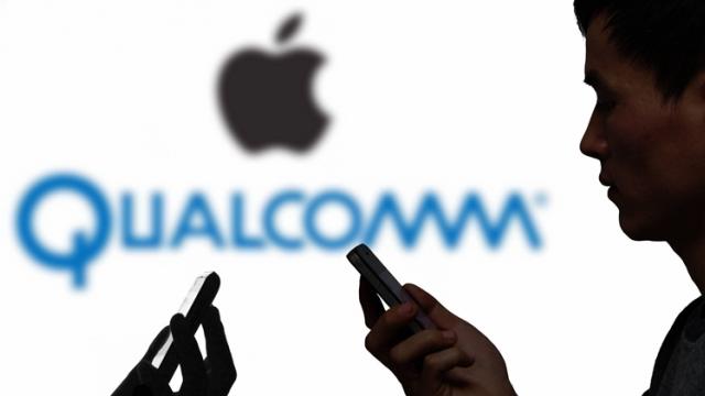 <b>China va pedepsi Apple şi Qualcomm pentru a se răzbuna pe noile măsuri ale americanilor contra Huawei</b>În ultimele 7 zile administraţia Trump a început un atac cu forţe proaspete la adresa Huawei. În prima fază s-a prelungit lista neagră/interdicţia Huawei de a vinde echipamente 5G în SUA şi de a colabora cu companii locale 