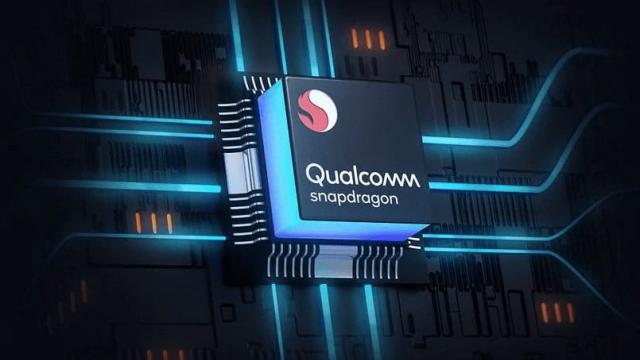 <b>Qualcomm Snapdragon 732G debutează; Noul procesor aduce GPU mai rapid, debutează pe Poco X3</b>Qualcomm a anunţat un procesor nou în ultimele 24 de ore, modelul Qualcomm Snapdragon 732G. Acesta este urmaşul lui Qualcomm Snapdragon 730G, care s-a găsit pe telefoane ca Pixel 4a, Poco X2 şi Xiaomi Mi Note 10 Pro. Ar trebui să fie inaugurat pe Poco X3 