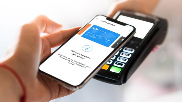 <b>NETOPIA Payments anunță lansarea serviciului de plată cu telefonul mobil prin NFC la comercianți</b>Astăzi aflăm prin intermediul unui comunicat de presă faptul că cel mai utilizat procesator de plăți electronice din România și anume NETOPIA Payments, a anunțat lansarea unui serviciu de plată cu telefonul