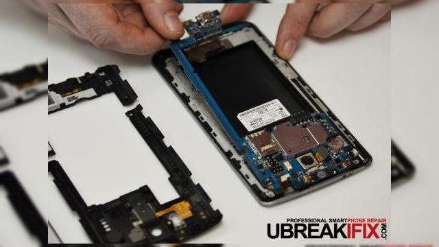 <b>LG G3 disecat imediat după lansare, se dovedește a fi ușor de reparat</b>Pe lângă cei de la iFixit, mai există un site care se ocupă cu disecția smartphone-urilor. E vorba despre ubreakifix.com, care de această dată l-a luat în primire pe proaspăt anunțatul LG G3 și a trecut la dezasamblarea sa. &nbsp; Handsetul...