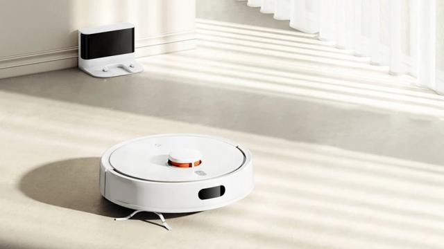 <b>Azi ai aspiratorul robot Xiaomi Mijia 3C la doar 925 lei în oferta Cafago, cu livrare rapidă din Germania</b>La început de săptămână suntem cu gândul și la curățenie, iar un aspirator robot ce mi-a atras atenția din oferta Cafago este acest model numit Xiaomi Mijia Mi Robot Vacuum-Mop 3C. Are și aspirare, plus funcție de mop, iar cel mai 