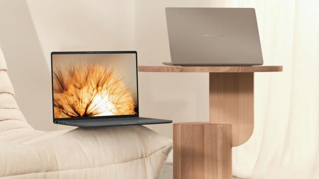 <b>ASUS Zenbook A14 vine oficial în România; Laptop-ul cu extra autonomie și carcasă premium ce combină ceramica și aluminiul</b>Ieri pe data de 29 ianuarie 2025 a avut loc pe plan local evenimentul de lansare al laptop-ului ASUS Zenbook A14 - un dispozitiv premium pentru zona business care a primit rapid recenzia Mobilissimo. Am apreciat construcția