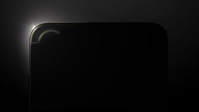 <b>HTC postează un teaser pentru o lansare de telefoane pe 20 septembrie; E cel mai probabil vorba de modelele HTC Desire 10</b>Deşi HTC nu va aduce la IFA 2016 vreun telefon nou, ci mai degrabă demo-uri HTC Vive, compania pregăteşte totuşi ceva special pentru dată de 20 septembrie. O confirmă teaserul de mai jos, ce indică şi o siluetă familiară. Vedem un terminal ce arata fix..